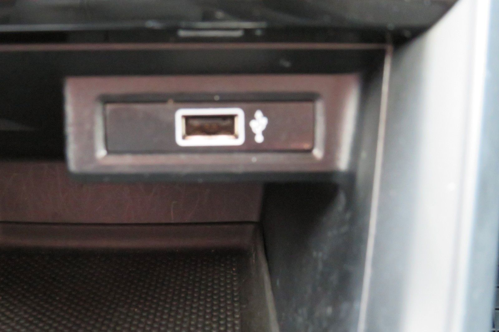 Fahrzeugabbildung Volkswagen T-Cross Life NAVI PDC SITZH DIGITAL-COCKPIT PRO