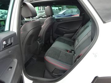 Fotografie 9 des Hyundai Tucson 1.6 N-Line 4WD *PANO*StHZ*DCT* LED