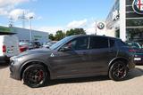 Alfa Romeo Stelvio Quadrifoglio Schiebedach, Alcantara - Alfa Romeo Stelvio: Quadrifoglio