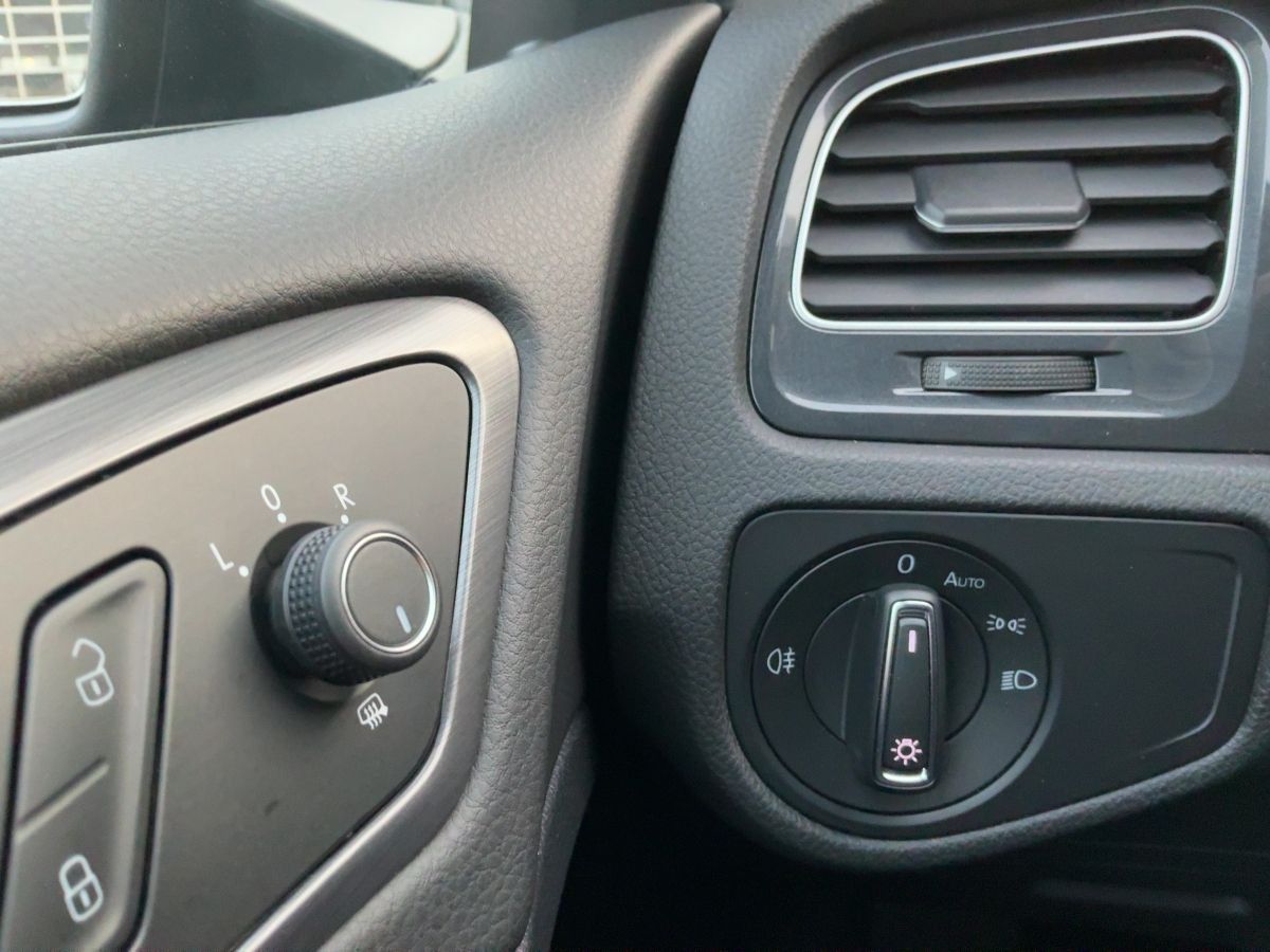 Volkswagen Golf - Bild 18