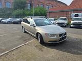Volvo V70 Kombi Kinetic~~5 Zylinder~Start Stop~Euro 5 - Volvo V70: Kinetic