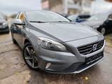Volvo V40 Momentum R-Design /Aut. /190PS - Volvo V40 Limousine R design mit Diesel-Antrieb