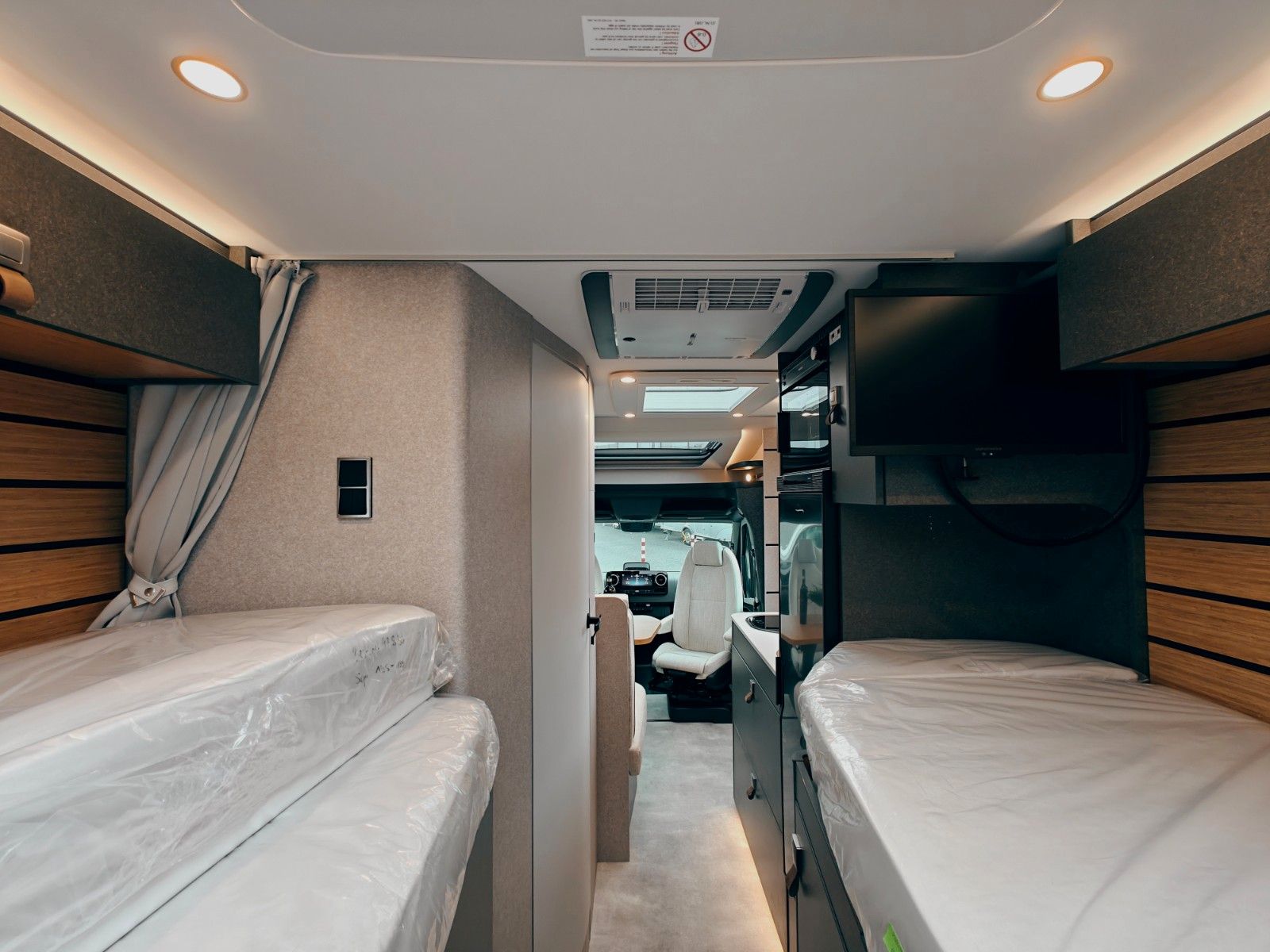 Fahrzeugabbildung HYMER / ERIBA / HYMERCAR ML - T 580 4x4 2026 - SOFORT LIEFERBAR!