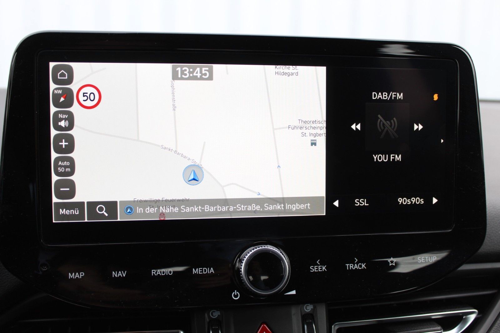 Fahrzeugabbildung Hyundai i30 Advantage Navi*Sitzh.*Kamera*LED*PDC