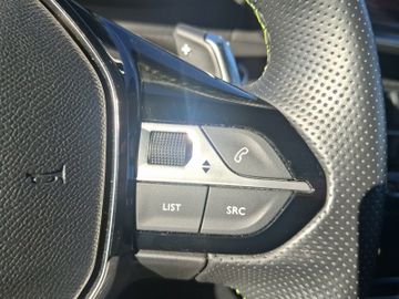 Peugeot 2008 GT 1.2 PureTech 130 360+AHK+Kam.+KeyLess+SD