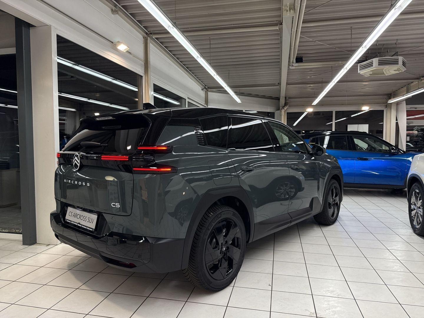 Fahrzeugabbildung Citroën C5 Aircross Hybrid 145 MAX HUD Navi 360 Kamera