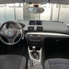 BMW 120 - 11