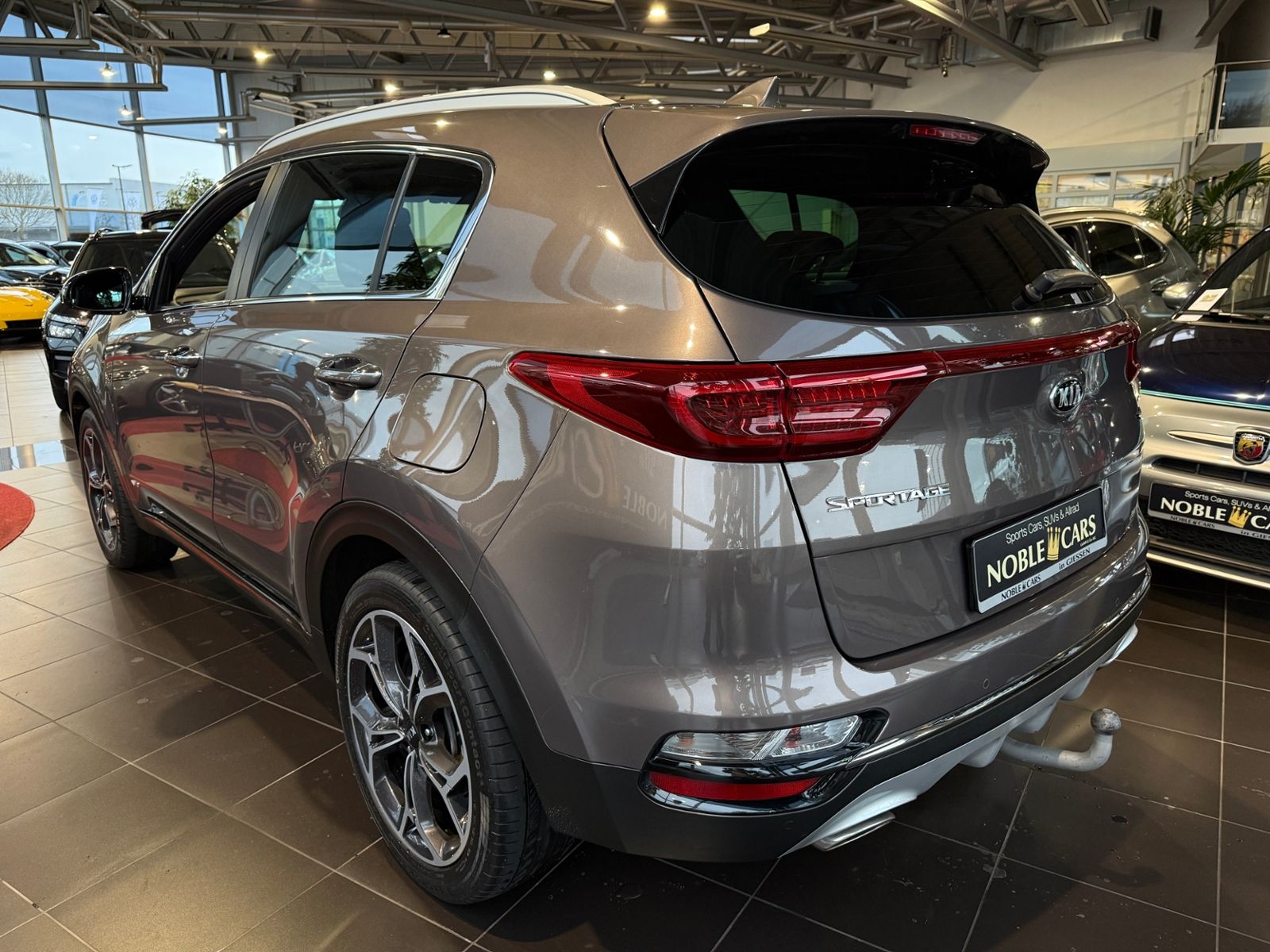 Fahrzeugabbildung Kia Sportage GT-Line 4WD AHK JBL ALU