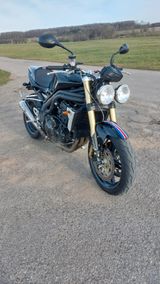 Triumph Speed Triple - Angebote entsprechen deinen Suchkriterien