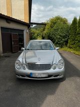 Mercedes-Benz Mercedes Benz E220 Cdi - Mercedes-Benz E 220 aus 2004