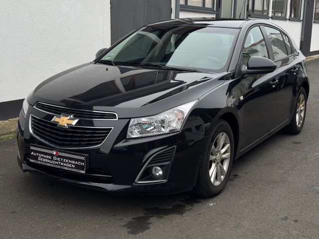 Chevrolet Cruze Hatchback LT+