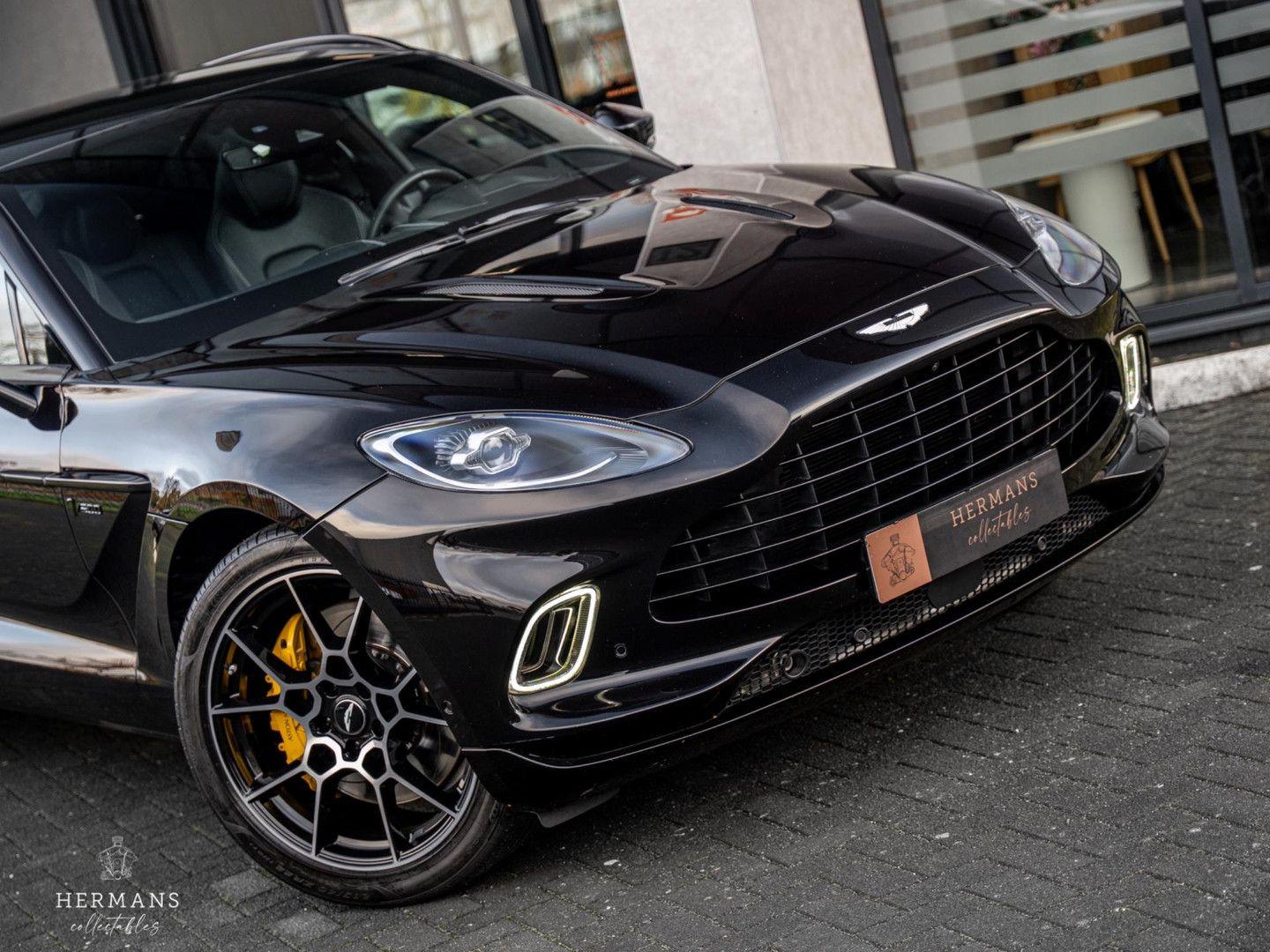 Aston Martin DBX 4.0 V8 1913 / 1 of 500 / Limited / Pano / Me