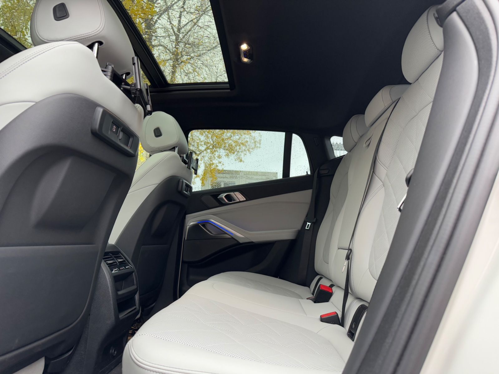 Fahrzeugabbildung BMW X6 xDrive 30d*M-PAKET*PANO*H&K*MEMORY*