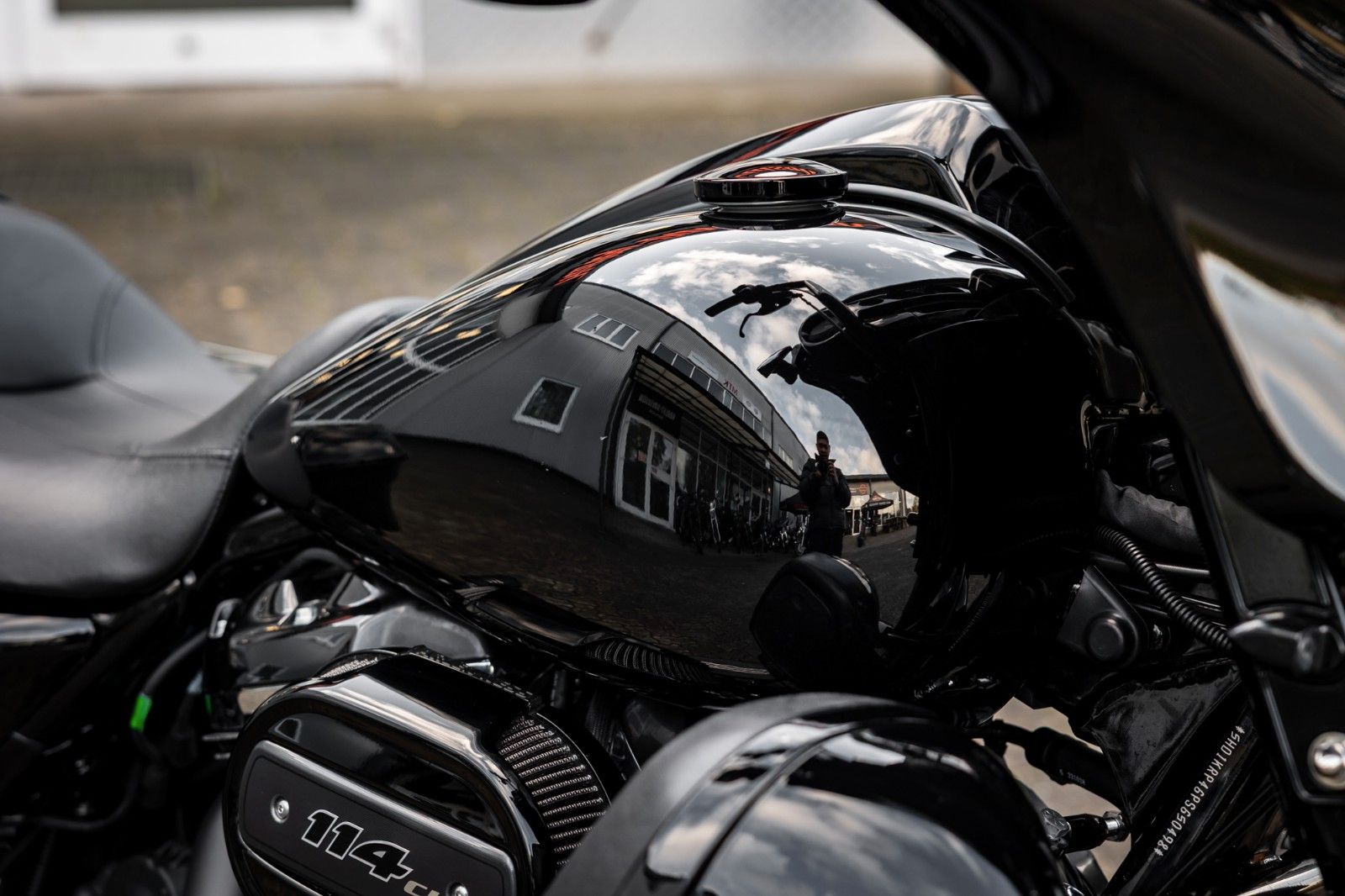 Fahrzeugabbildung Harley-Davidson STREET GLIDE SPECIAL 114 KESSTECH - LAST EDITION