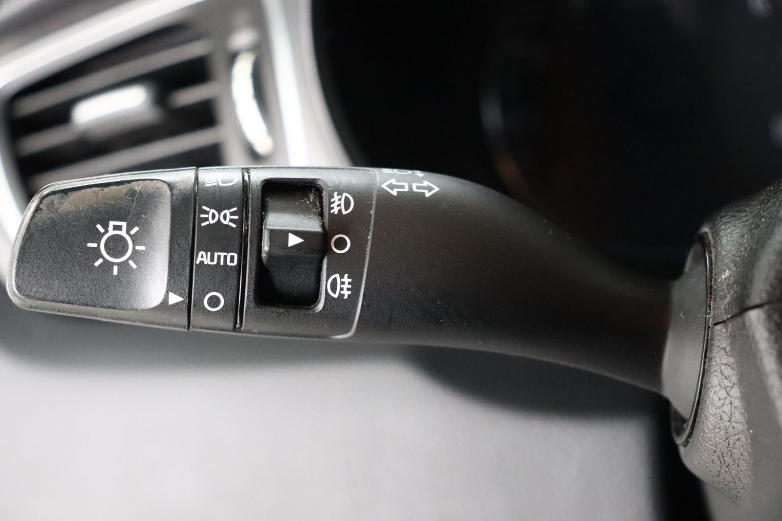 Fahrzeugabbildung Kia Carens 1.6 CVVT Klima * Sitzhzg. * PDC *