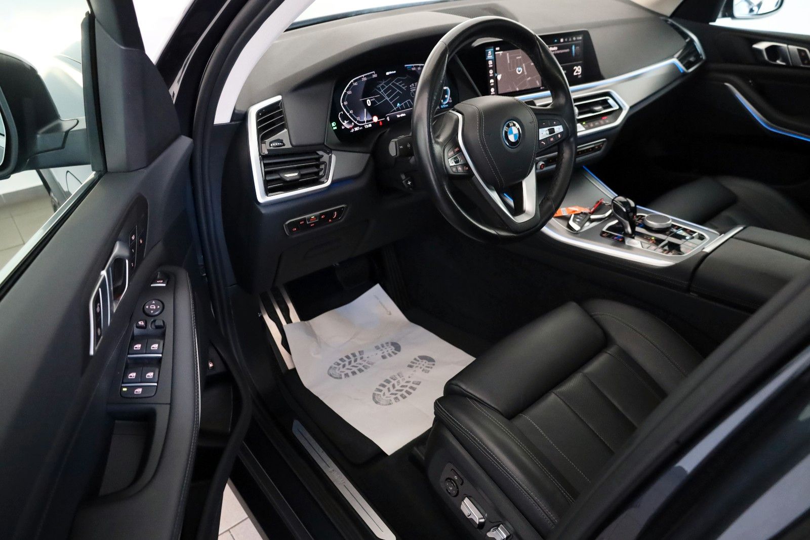 Fahrzeugabbildung BMW X5 xDrive 45 e,Kamera,Memory Si,Panorama,AHK el.