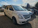 Hyundai H1 Travel 8 sitzer Bulli Tausch od... - Hyundai H-1 Starex mit Diesel-Antrieb: Automatik