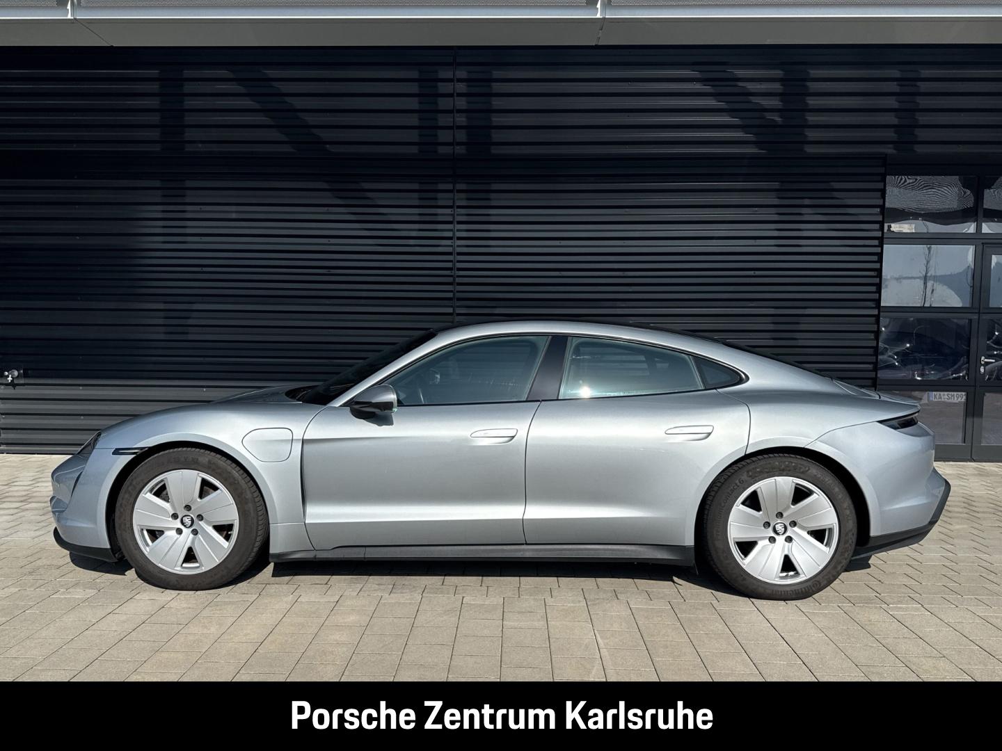 Porsche Taycan Head-Up LED-Matrix Surround-View BOSE