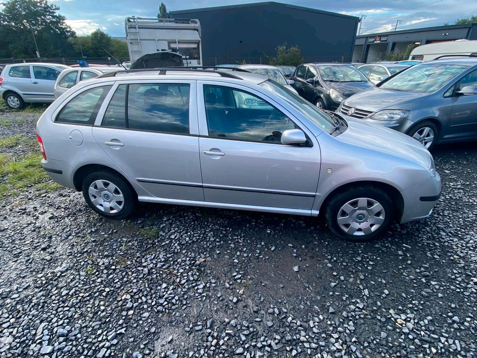 Skoda Fabia 2006 — engine 80 HP (59kW)