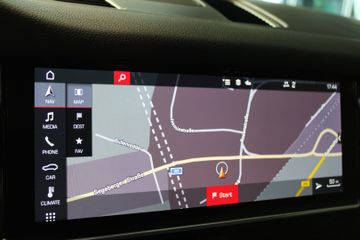 Porsche Cayenne - 12