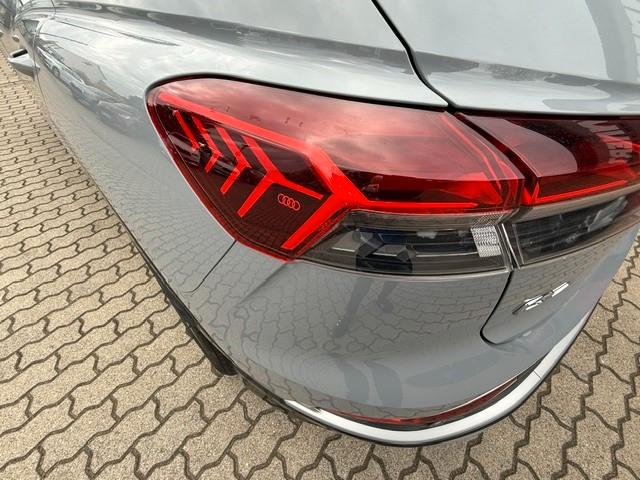 Audi Q4 e-tron 55 e-tron S-Line quattro, миниатюра 13