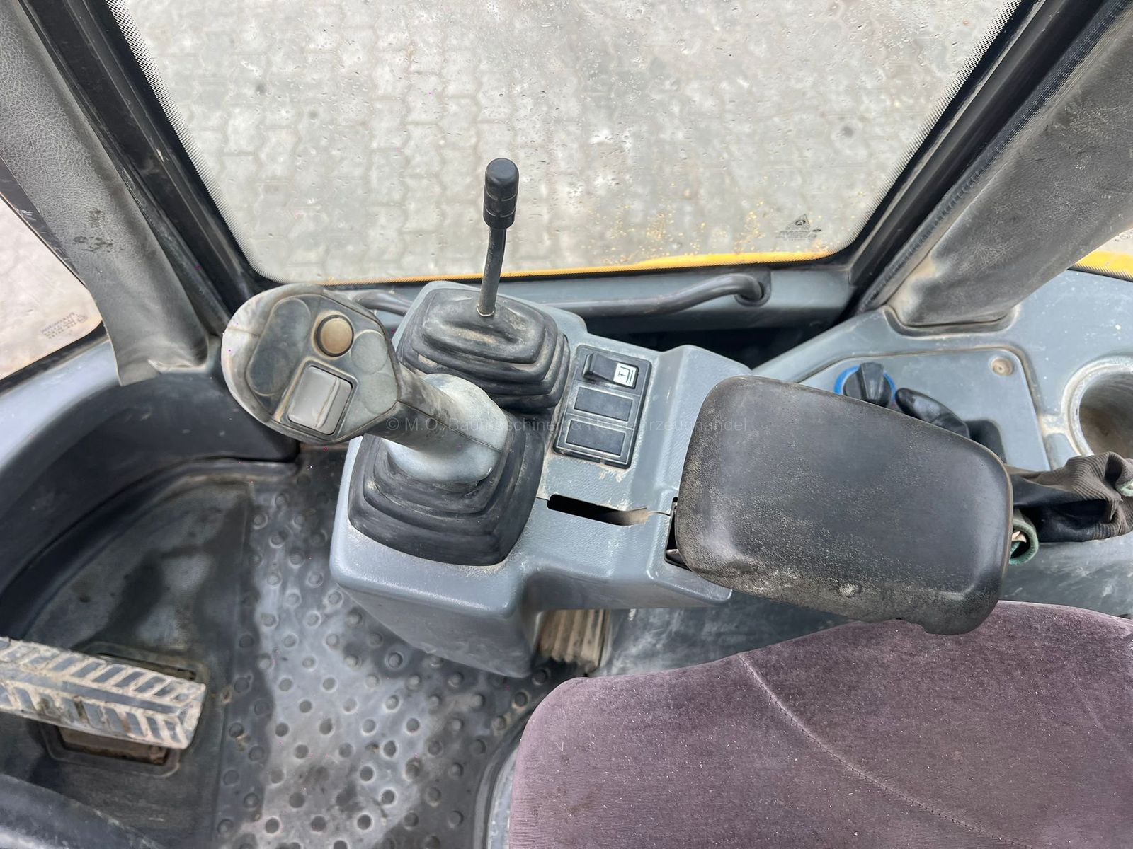 Fahrzeugabbildung Volvo Volvo L30B