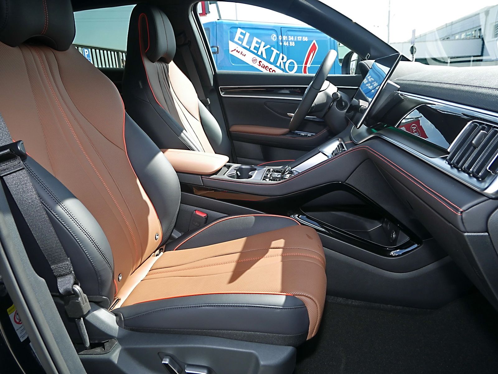 BYD SEAL U