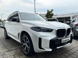 BMW X5 M60i GSD/StHz/CarbonInt. GARANTIE bis 07/2029 - weiße BMW X5 M60