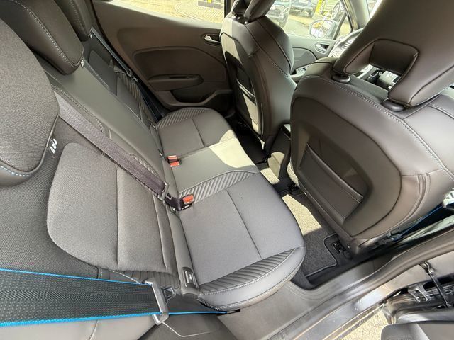 RENAULT Clio - Bild 10