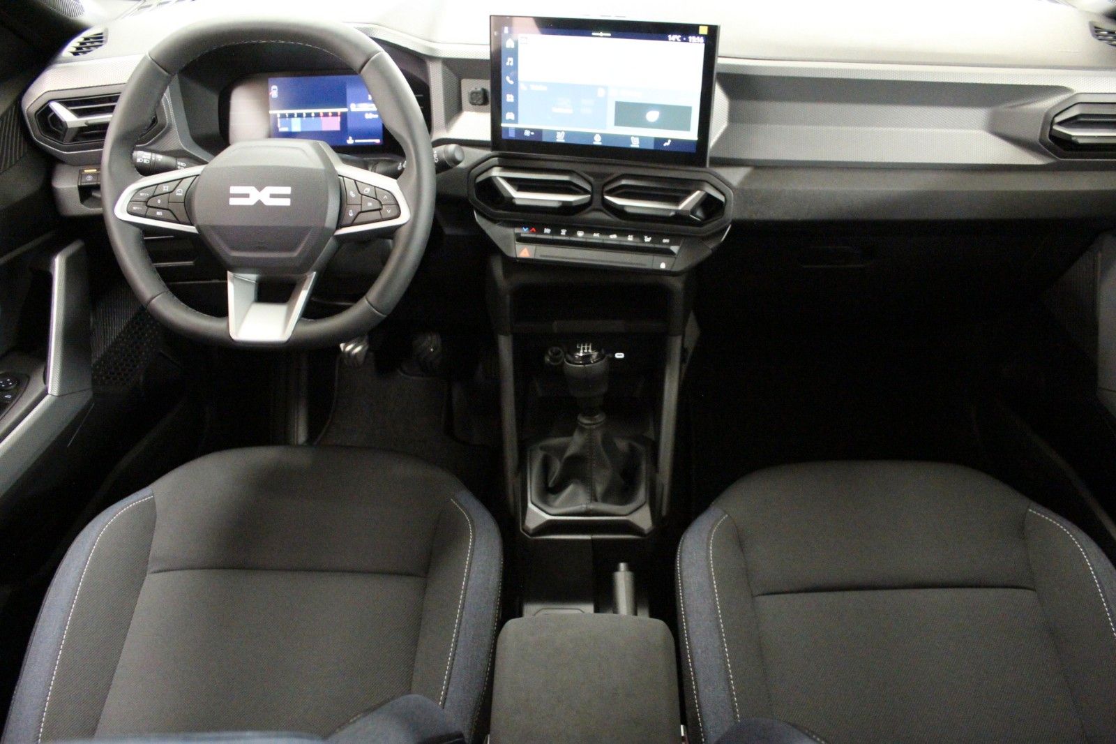 Fahrzeugabbildung Dacia Duster mild hybrid 140 Expression*Winterp.*MY 26