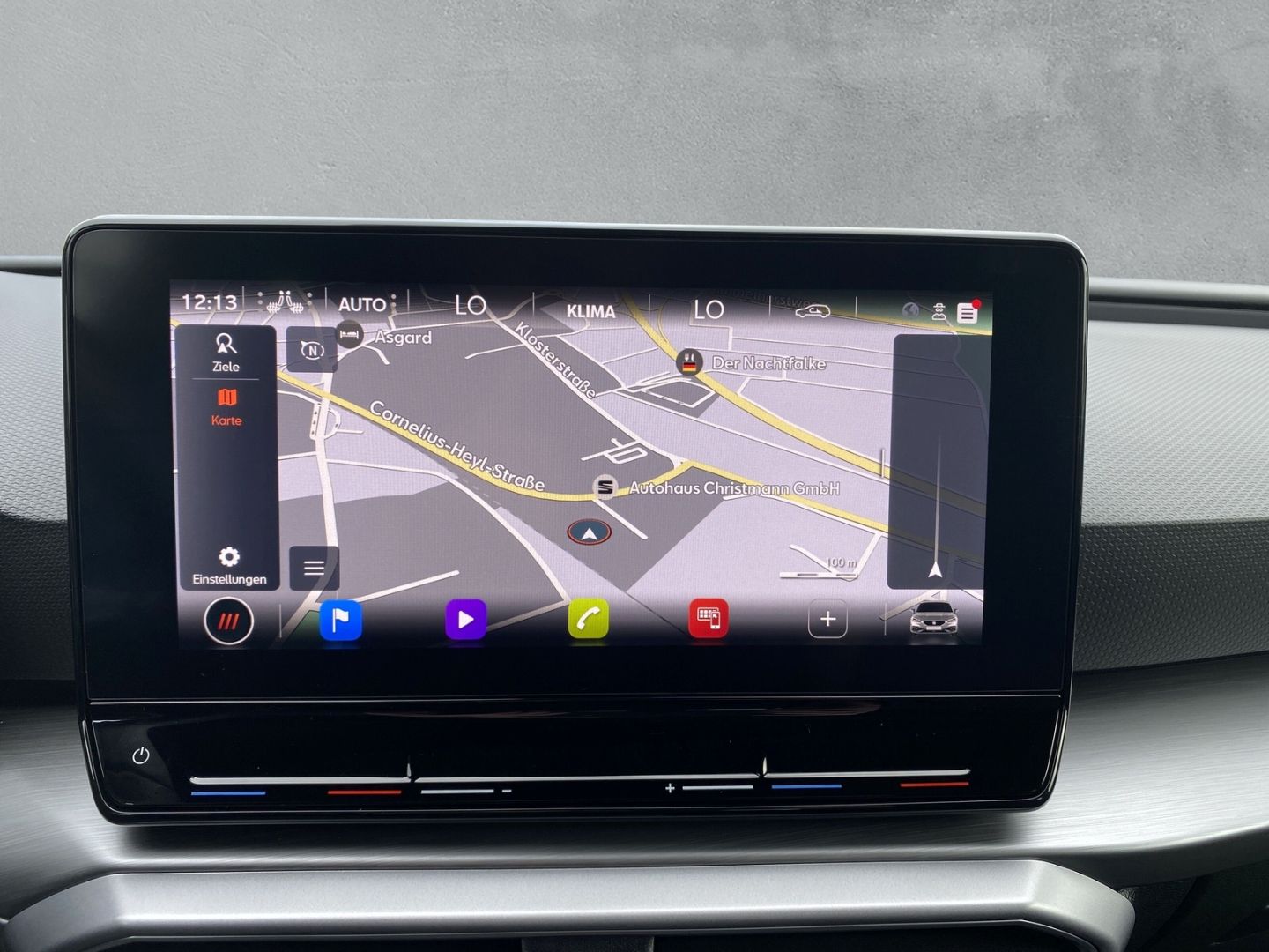 Fahrzeugabbildung SEAT Leon Seat  1,5 eTSI*PDC*NAVI*SHZ*ALLU*