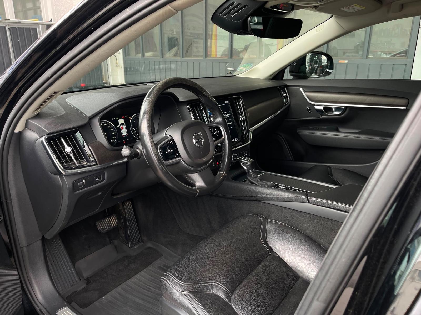 VOLVO V90 CROSS COUNTRY D5 235CH AWD