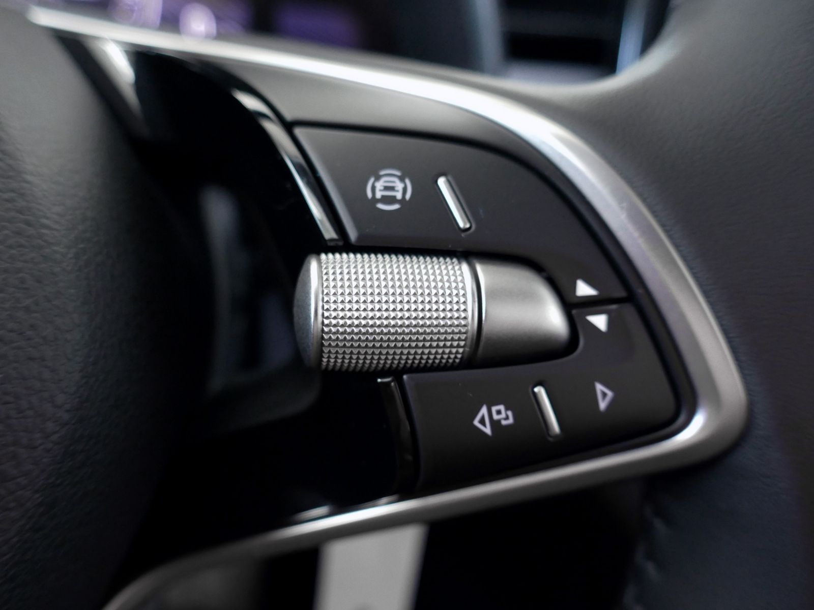 Fahrzeugabbildung SKODA Kamiq Essence 1.0 TSI DSG | LED PDC GRA App