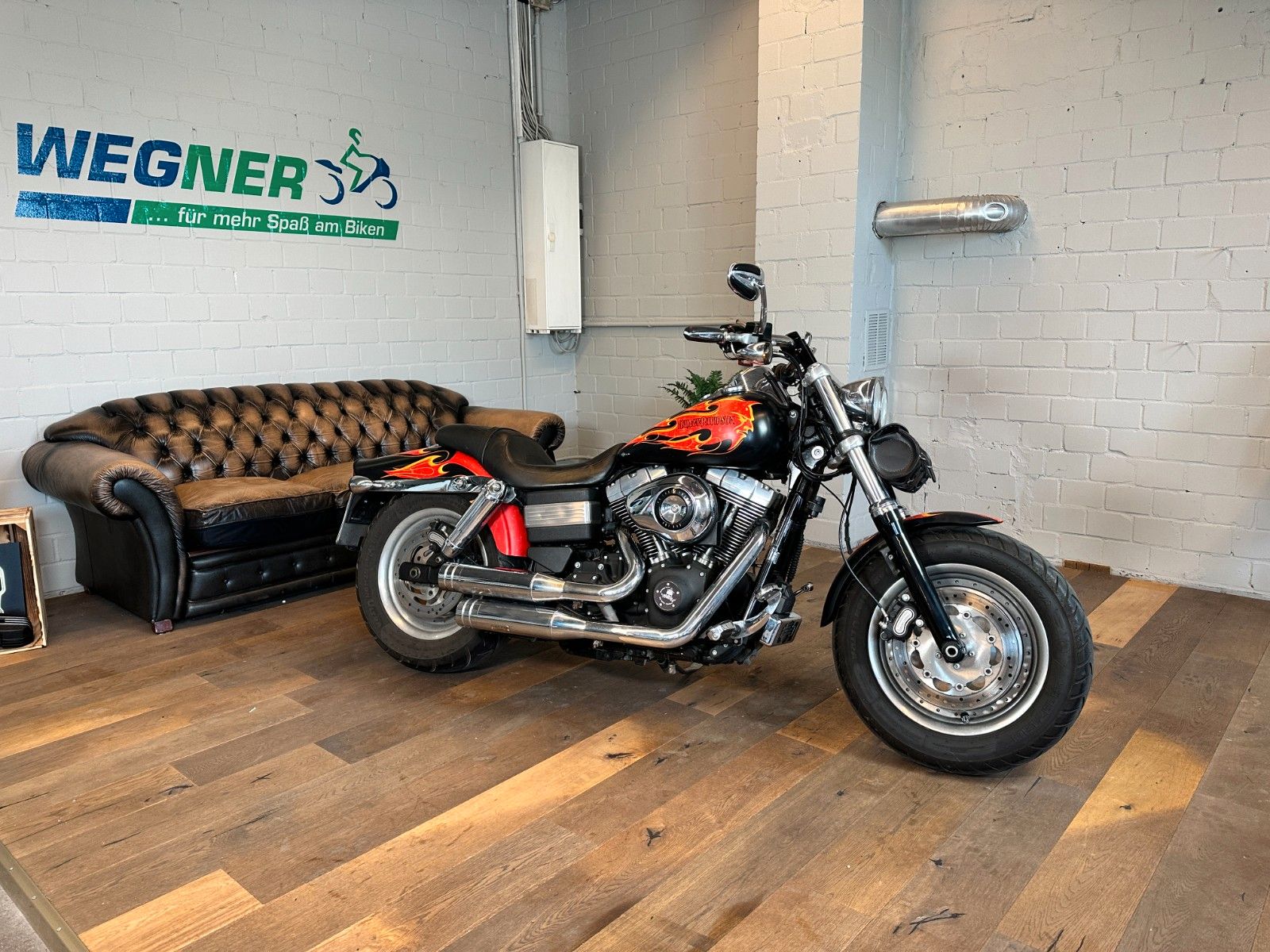 Fahrzeugabbildung Harley-Davidson FXDF Fat Bob - Sonderlackierung Nr. 76/200