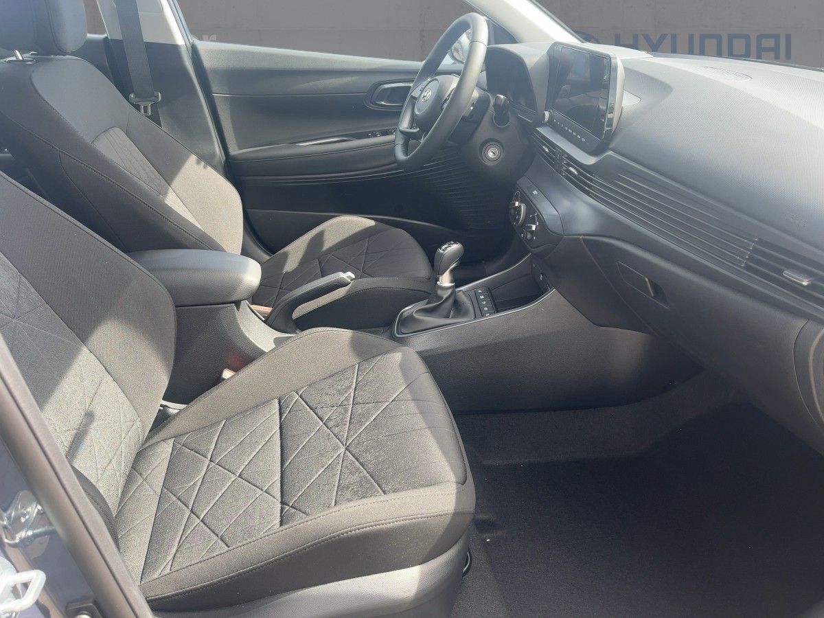 Fahrzeugabbildung Hyundai BAYON TREND *LED*SHZ*SpurH*Kamera*Navi