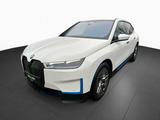BMW iX xDrive40 DrAssProf LASER PaAss HUD ActGua+ - gebrauchte BMW iX aus dem Jahr 2022