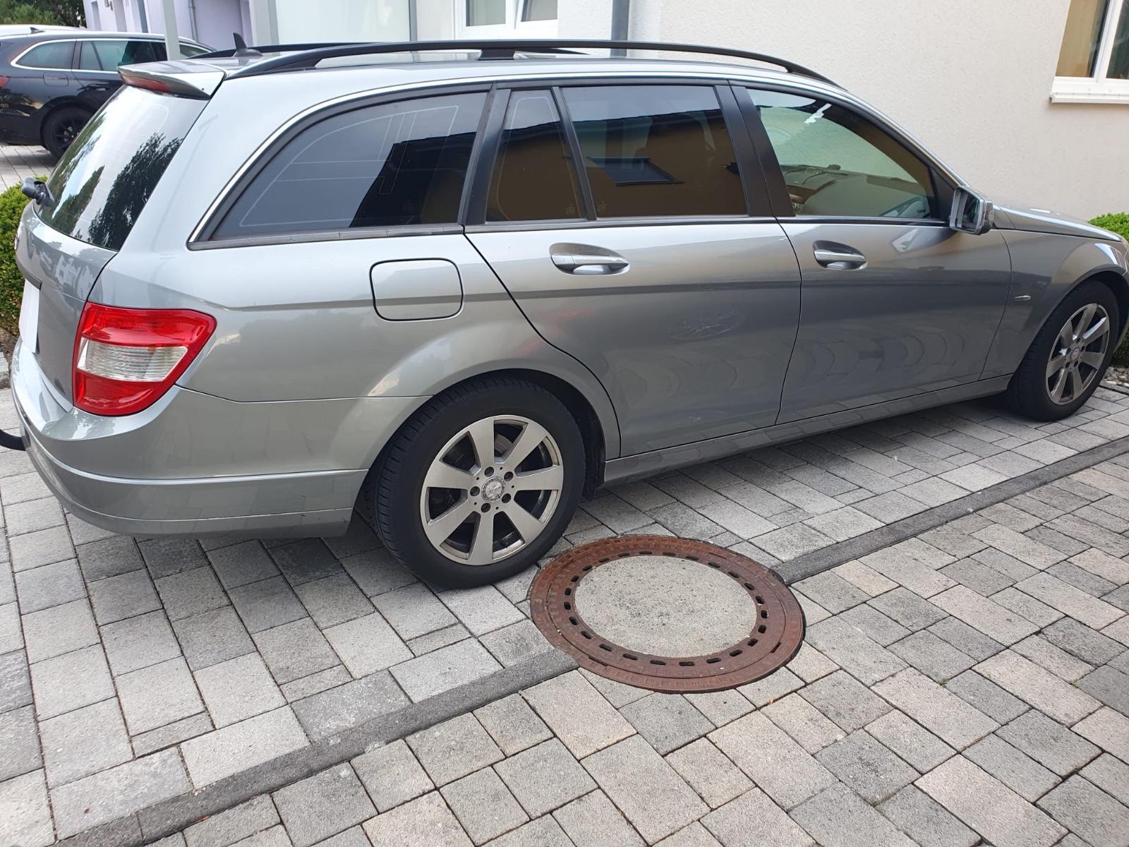 Mercedes-Benz C200 2010 — photo 5