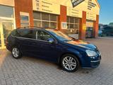 Volkswagen Golf V Variant Sportline - Volkswagen Golf aus 2008 mit Diesel-Antrieb: Kombi