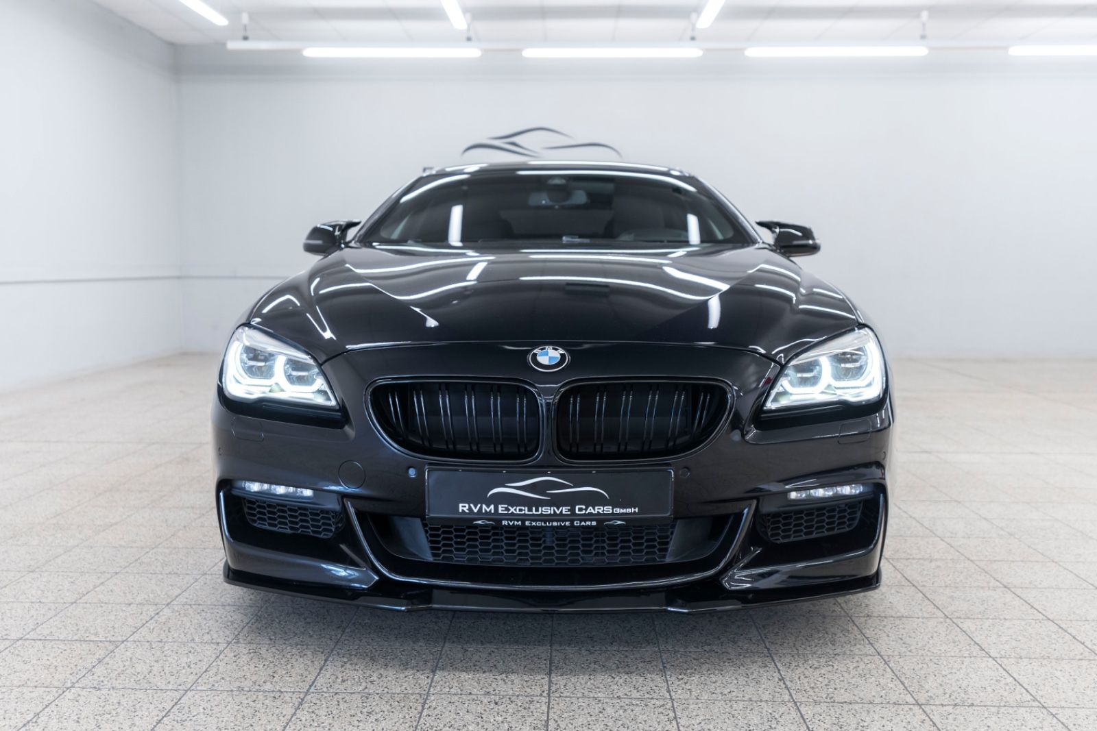 Fahrzeugabbildung BMW 640i xDrive GC M-SPORTPAKET HUD LED H&K