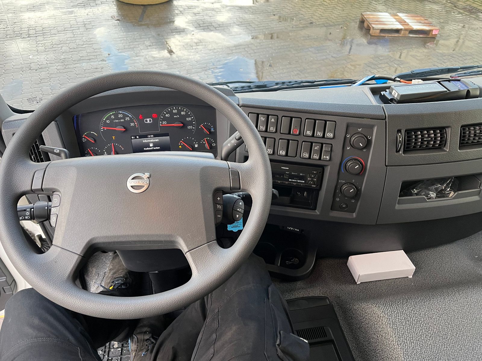 Fahrzeugabbildung Volvo Volvo FE350 6x2 Pritsche Palfinger  PK22002-EH