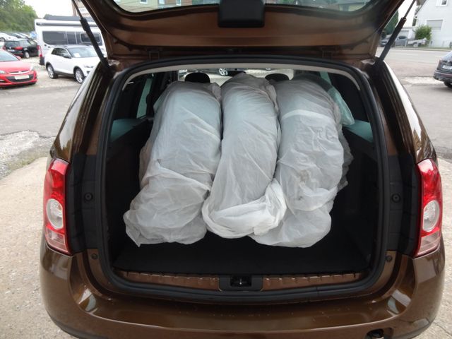 Fahrzeugabbildung Dacia Duster I Laureate 4x4/1.Hand/AHK/Alu/