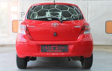Toyota Yaris - 12