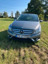 Mercedes-Benz B 200 BlueEFFICIENCY - - Mercedes-Benz B-Class aus 2012