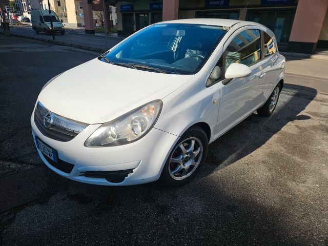 Opel Corsa 1.2 80CV 3 porte GPL-TECH Club