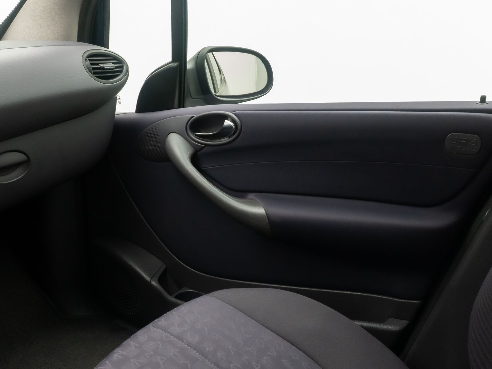 Fahrzeugabbildung Mercedes-Benz A 160 PDC Regensensor KomfortPaket