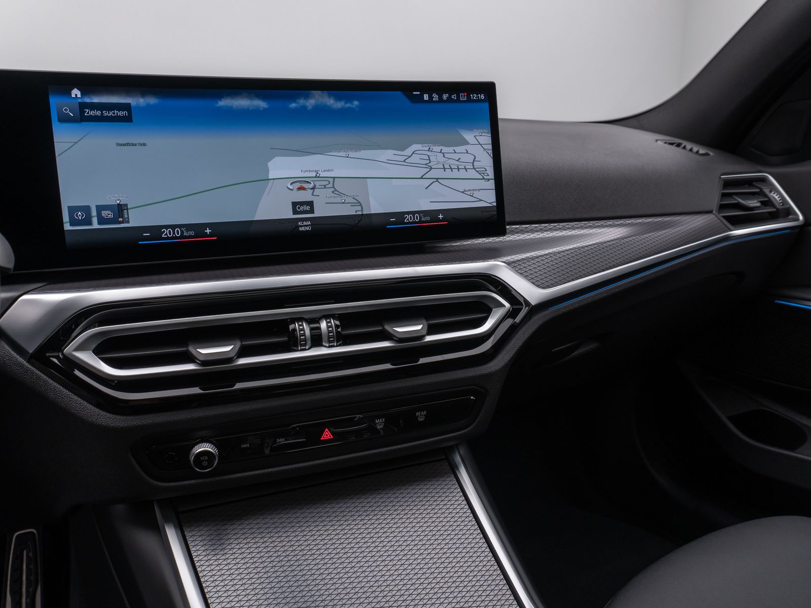 Fahrzeugabbildung BMW 320i M SportPro Panorama Kamera DAB HiFi Stop&Go