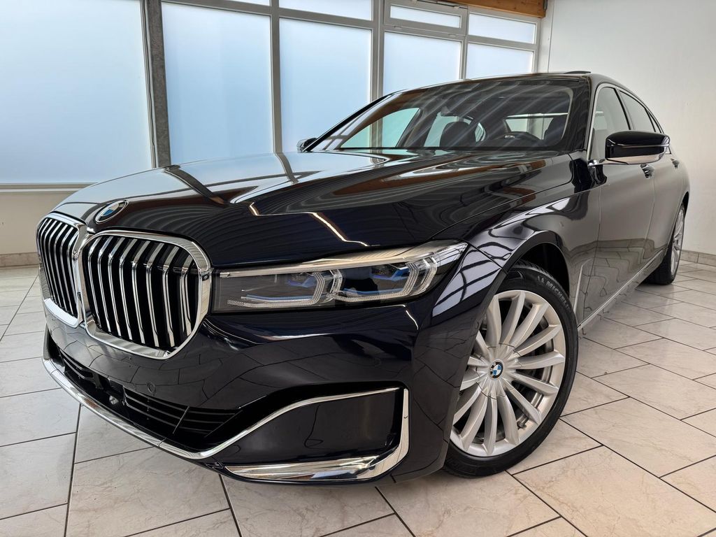 Image of BMW 750