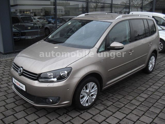 Volkswagen Touran Life 2.0TDI DSG Sitzhzg.PDC Allwett. 1.Hd