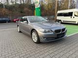 BMW 528 5 Limousine 528 i Automatik Schiebedach - BMW 528 in Essen