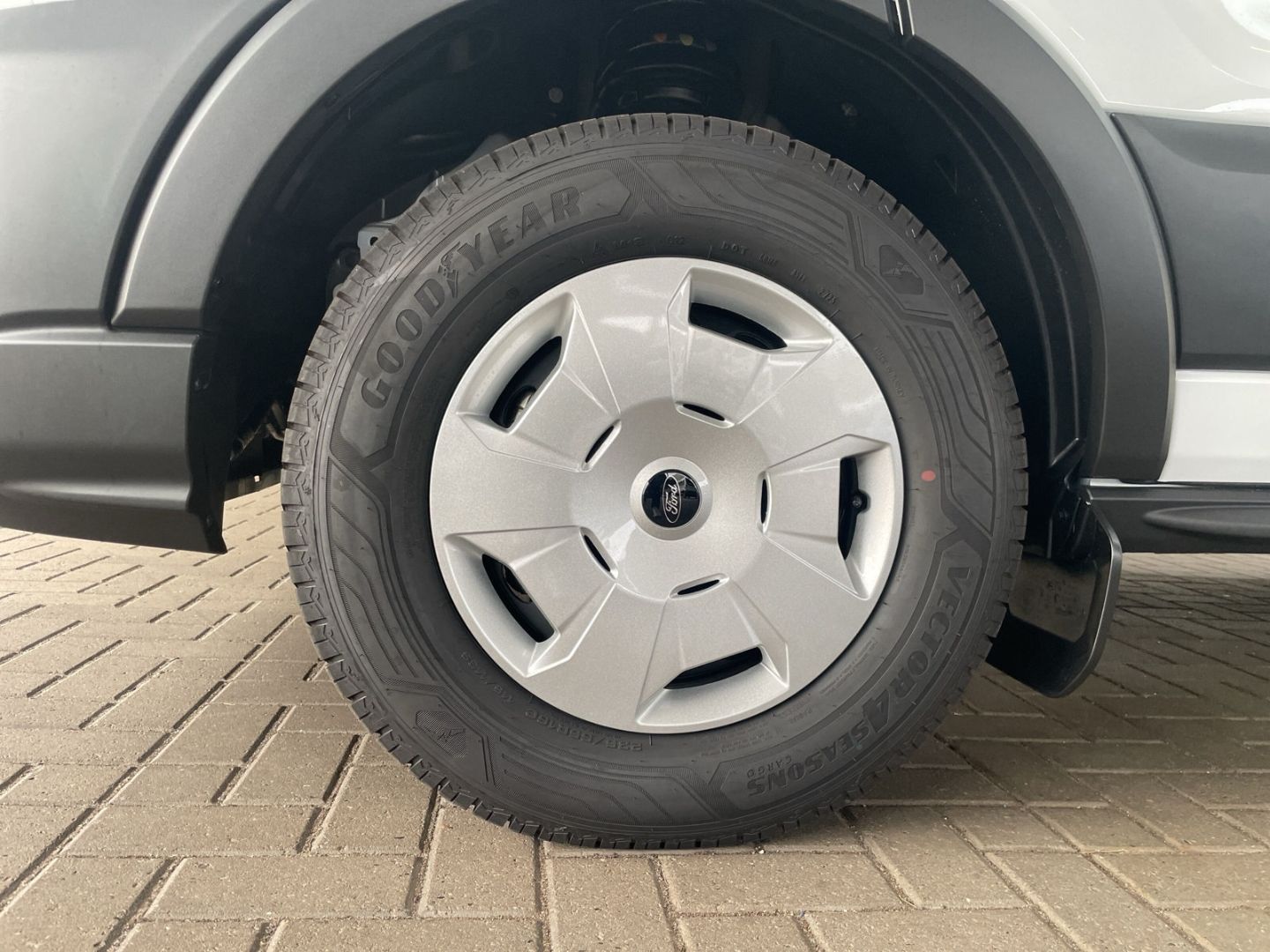 Ford Transit - Bild 7